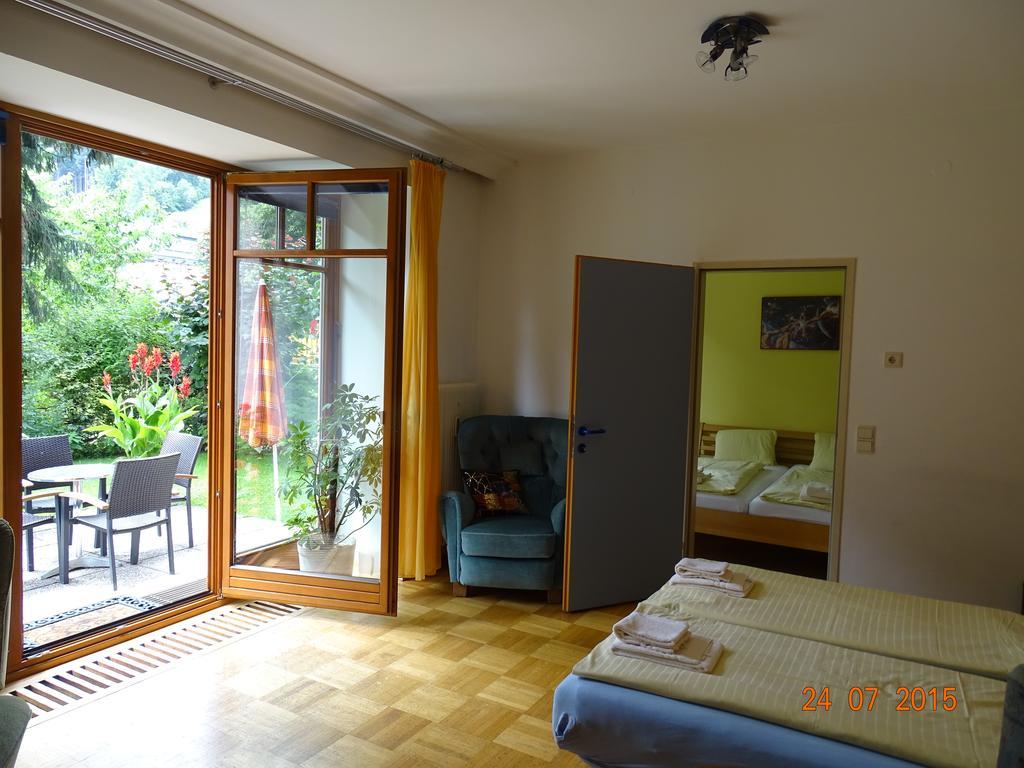Gartenapartment Zell am See Buitenkant foto